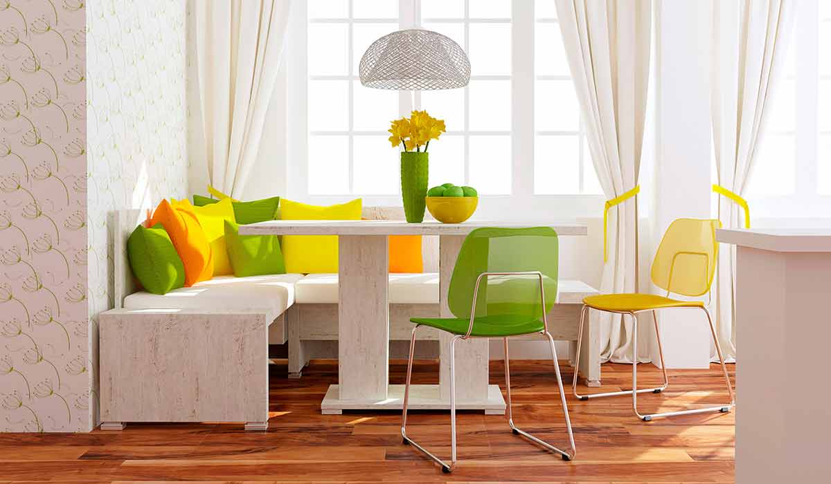 نقاشی دیوار با رنگهای گرم